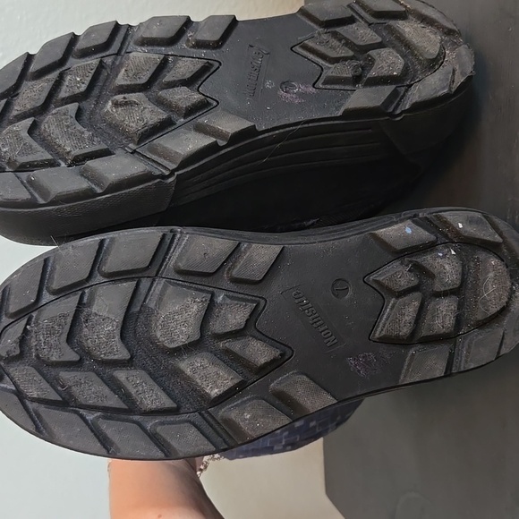Northside Snow boots Size 7 - Picture 6 of 7